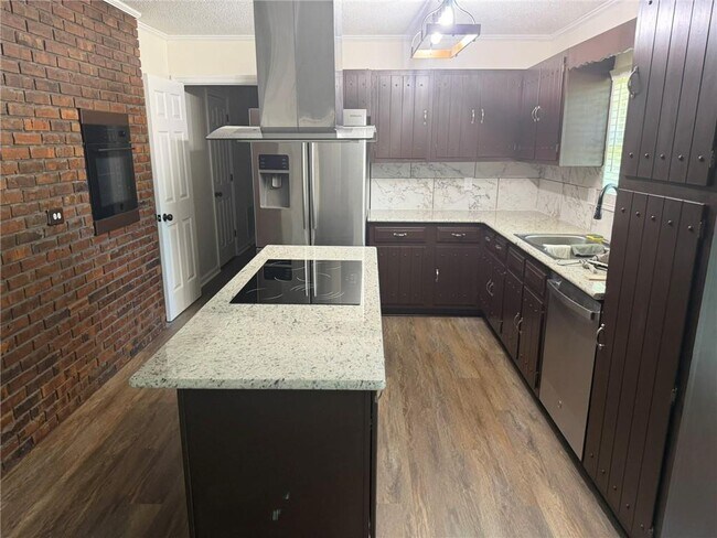 Building Photo - 4309 Oak Ridge Bend