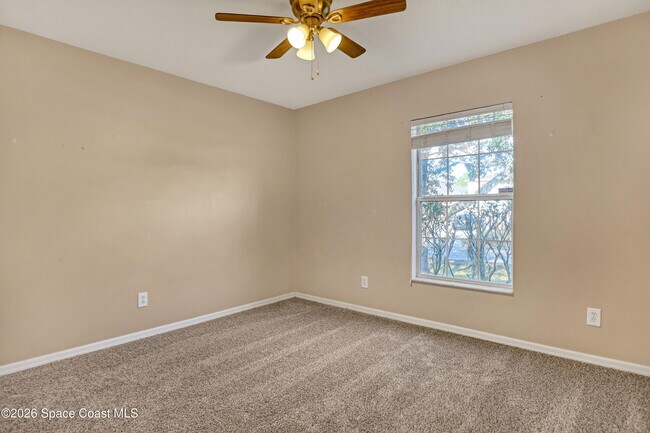 Building Photo - 1384 Palau St SE