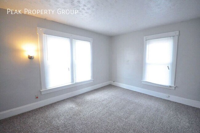 Building Photo - 315 E 17th Ave