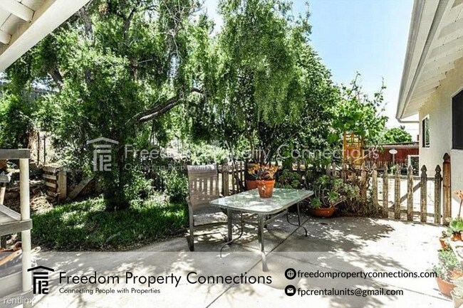 Building Photo - 3 br, 1 bath House - 1176 Pino Solo Drive ...