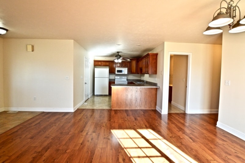 Building Photo - 700 Williamson Ave