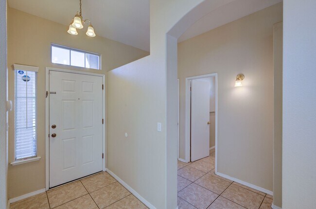 Building Photo - 5654 Violet Ave