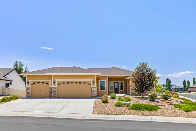 Building Photo - 7401 Turnbull Ct