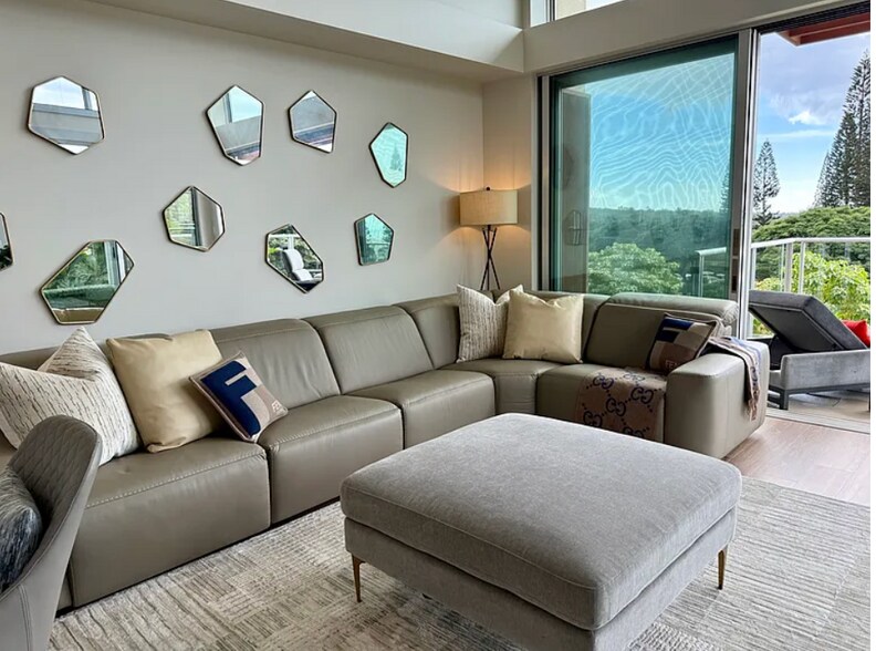 Building Photo - 197 Holokahiki Ln