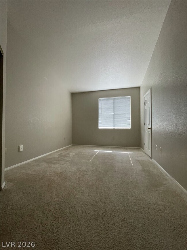 Building Photo - 5155 W Tropicana Ave