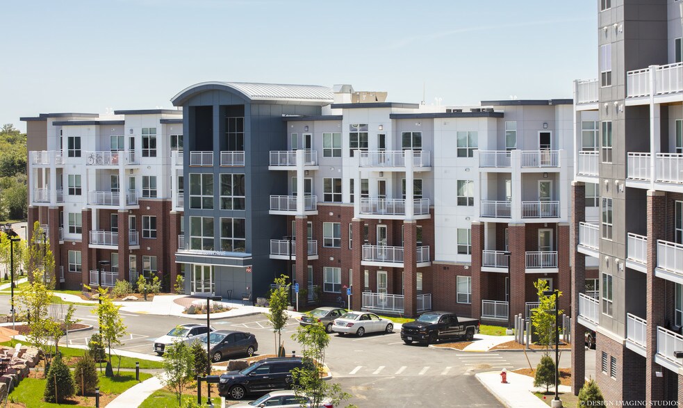 Elevation Apartments At Crown Colony Quincy Ma Apartment Finder
