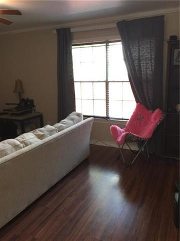 Building Photo - 2527 Cunningham St