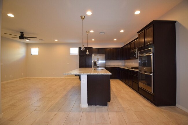 Building Photo - Beautiful Cooley Station Bungalow, 3 bed 2.5 bath with loft