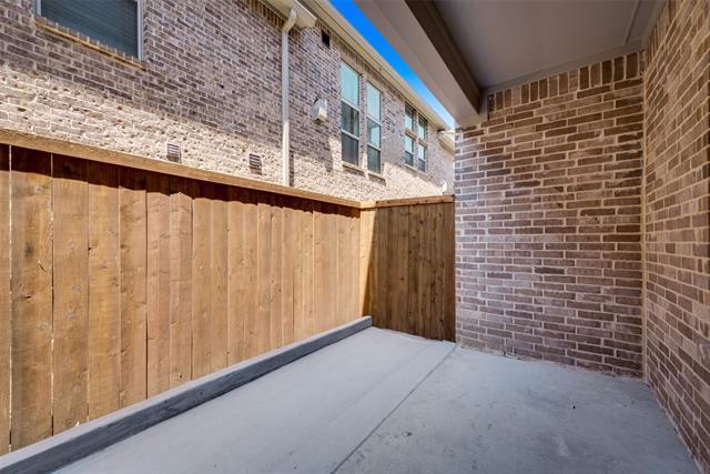 Building Photo - 104 Harwood Dr