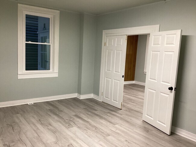 Building Photo - 45 Clayton Ave