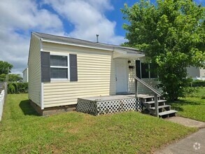 Building Photo - HOME IN HAMPTON FOR RENT!