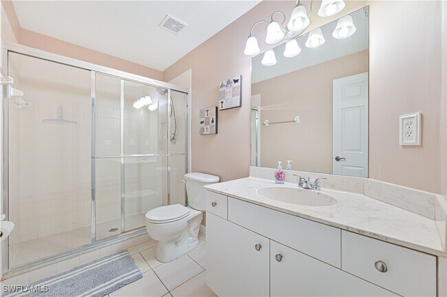 Building Photo - 3613 Pine Oak Cir