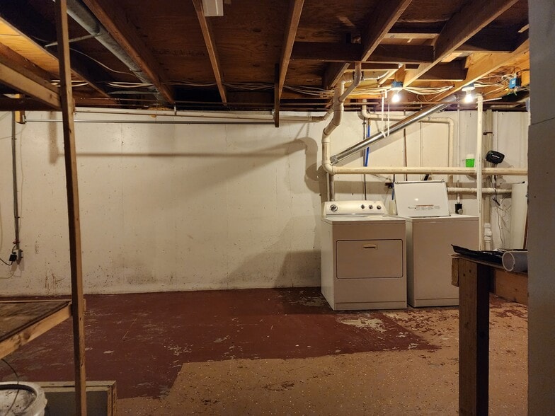 Building Photo - 11412 Kendrick Dr
