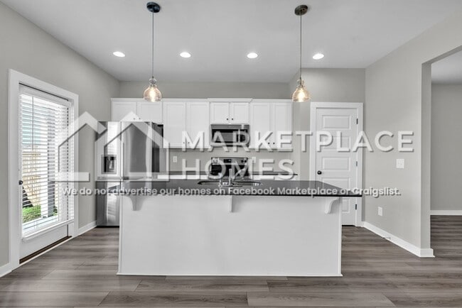 Building Photo - 2154 Ellsworth Loop Rd