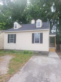 Building Photo - 3 bedroom 2 bath home located in mid -Wilmington area