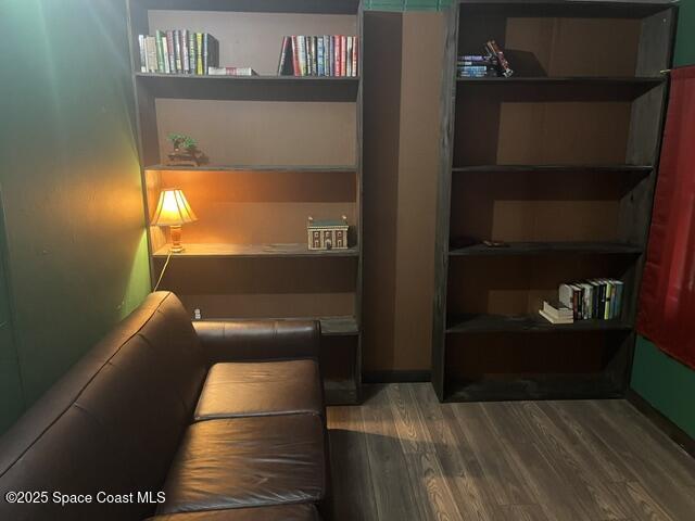 Building Photo - 1470 Thornton Ave