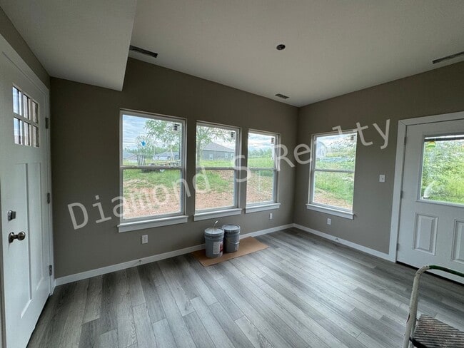 Building Photo - Gorgeous Two-Story Home Available Early July - 4 Bed/2.5 Bath