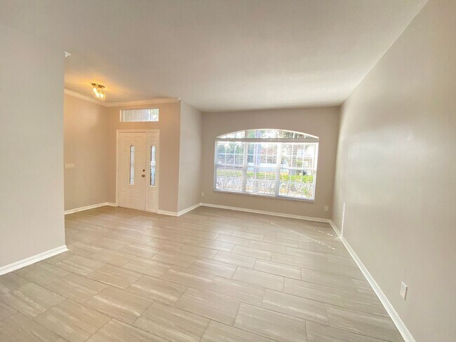 Building Photo - 1737 Lalique Ln