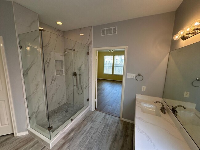 Building Photo - 1114 Oxford Mills Ln