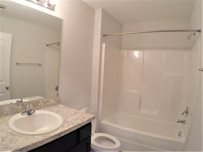 Building Photo - 1 SAW