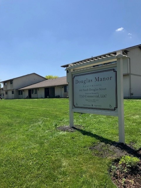 Floorplan - Douglas Manor Apartments