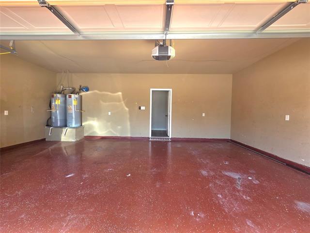 Building Photo - 3800 Jeanette Ln