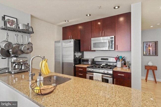Building Photo - 1529 14th St NW