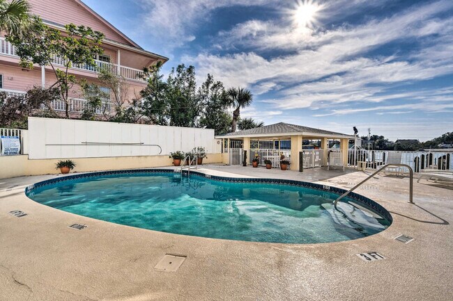 Building Photo - 109 Bayshore Rd