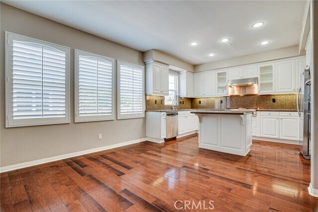 Building Photo - 6257 Pacific Pointe Dr