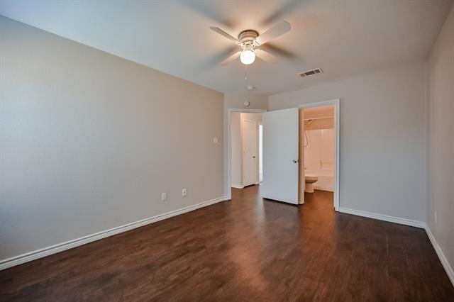 Building Photo - 607 Kings Way Dr