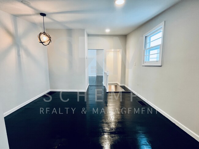 Building Photo - 1523 Christy Ave