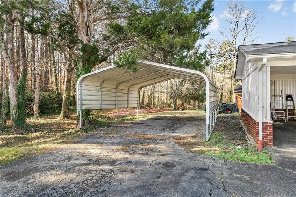 Building Photo - 2629 Speas Rd