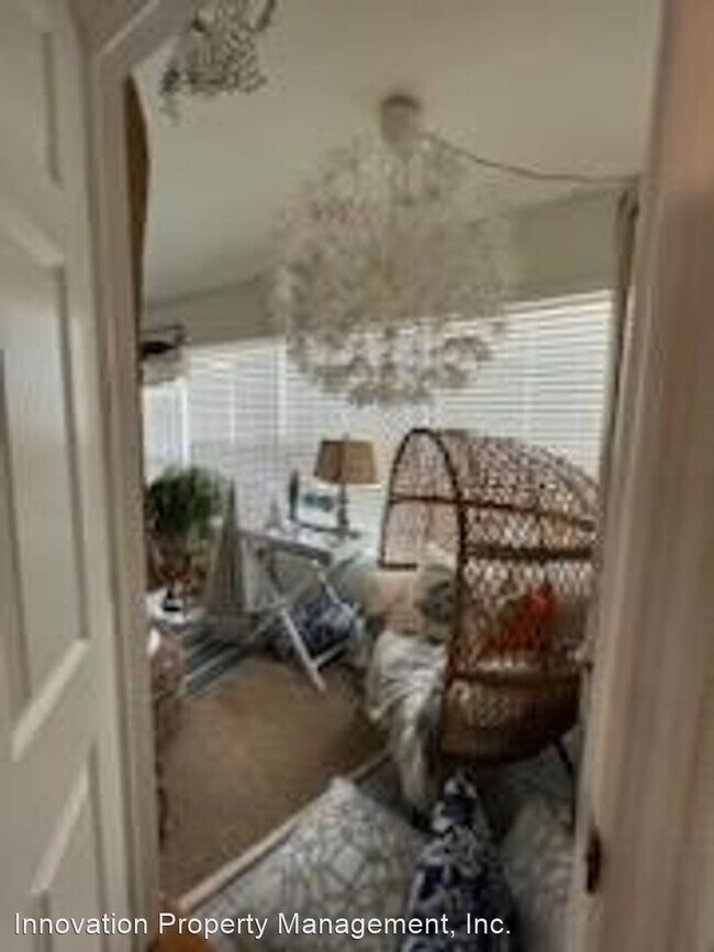 Building Photo - 2 br, 1 bath Apartment - 2 Bedroom 1 Bath ...