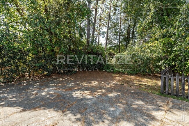 Building Photo - 962 Lansdale Ct