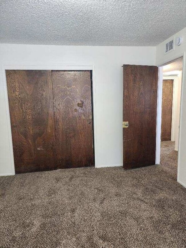 Building Photo - 5101 Appleblossom Dr