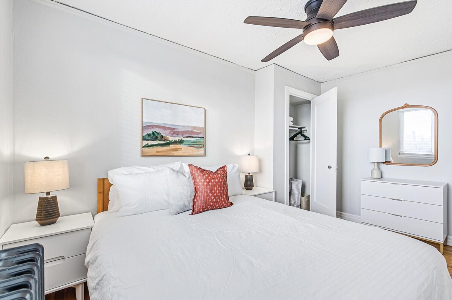 Building Photo - 1666 Detroit St