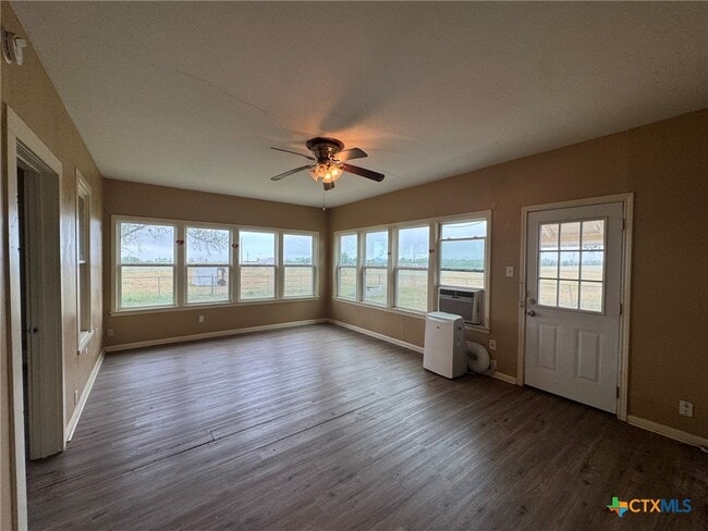 Building Photo - 1451 Old Seguin Luling Rd