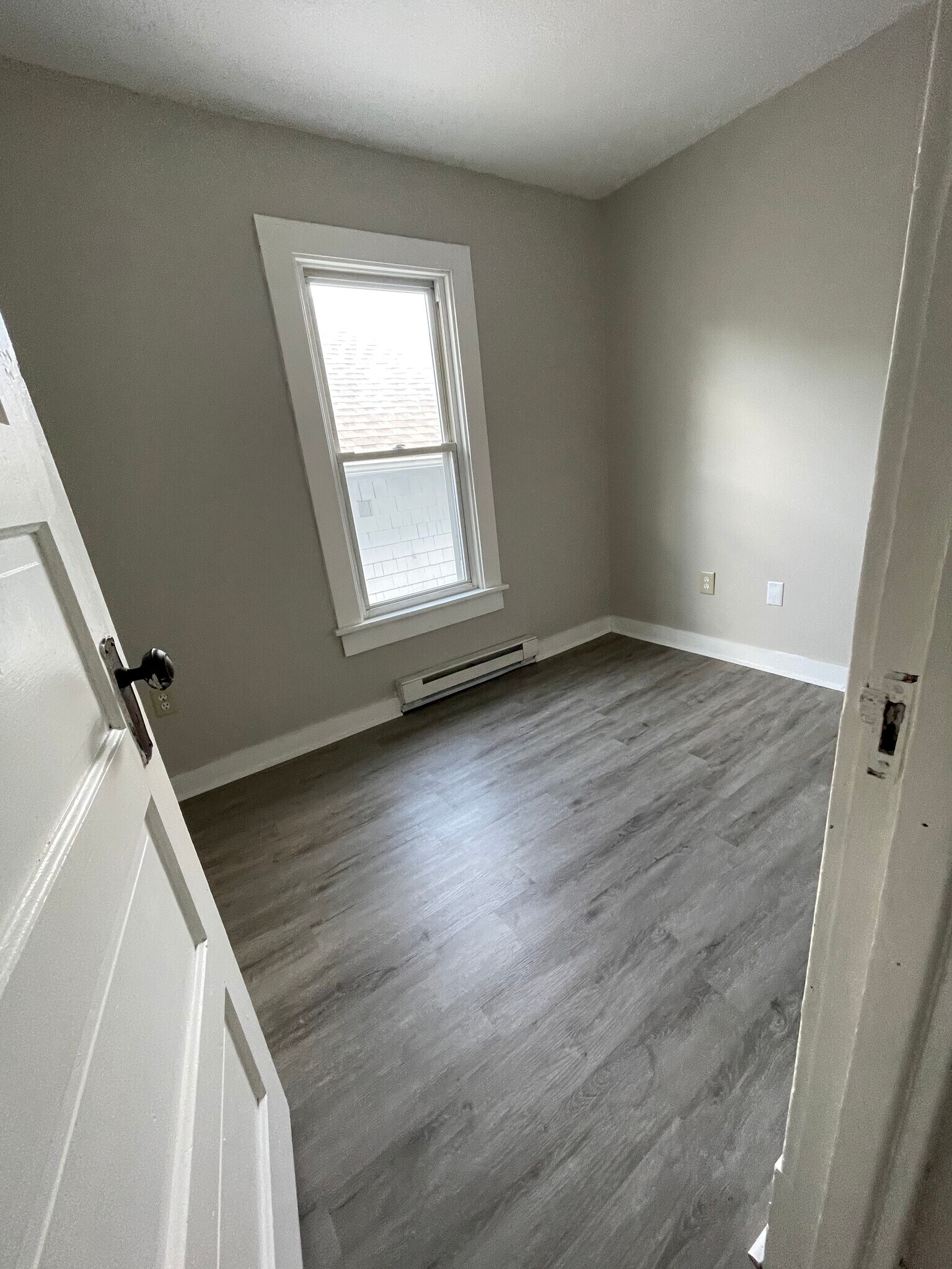 Bedroom 2 - 50 Rowland Ave