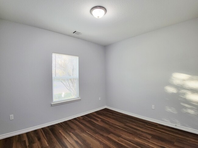 Building Photo - 3201 J P Davis Ave