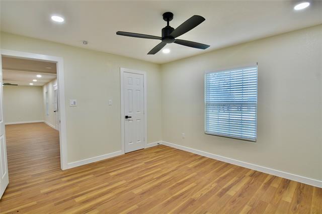 Building Photo - 2605 1st St