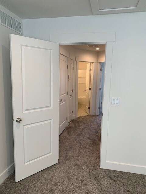 Building Photo - 768 E Diane's Way Bldg A