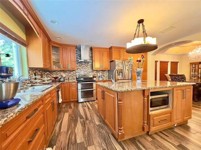 Building Photo - 3900 Reaves Rd