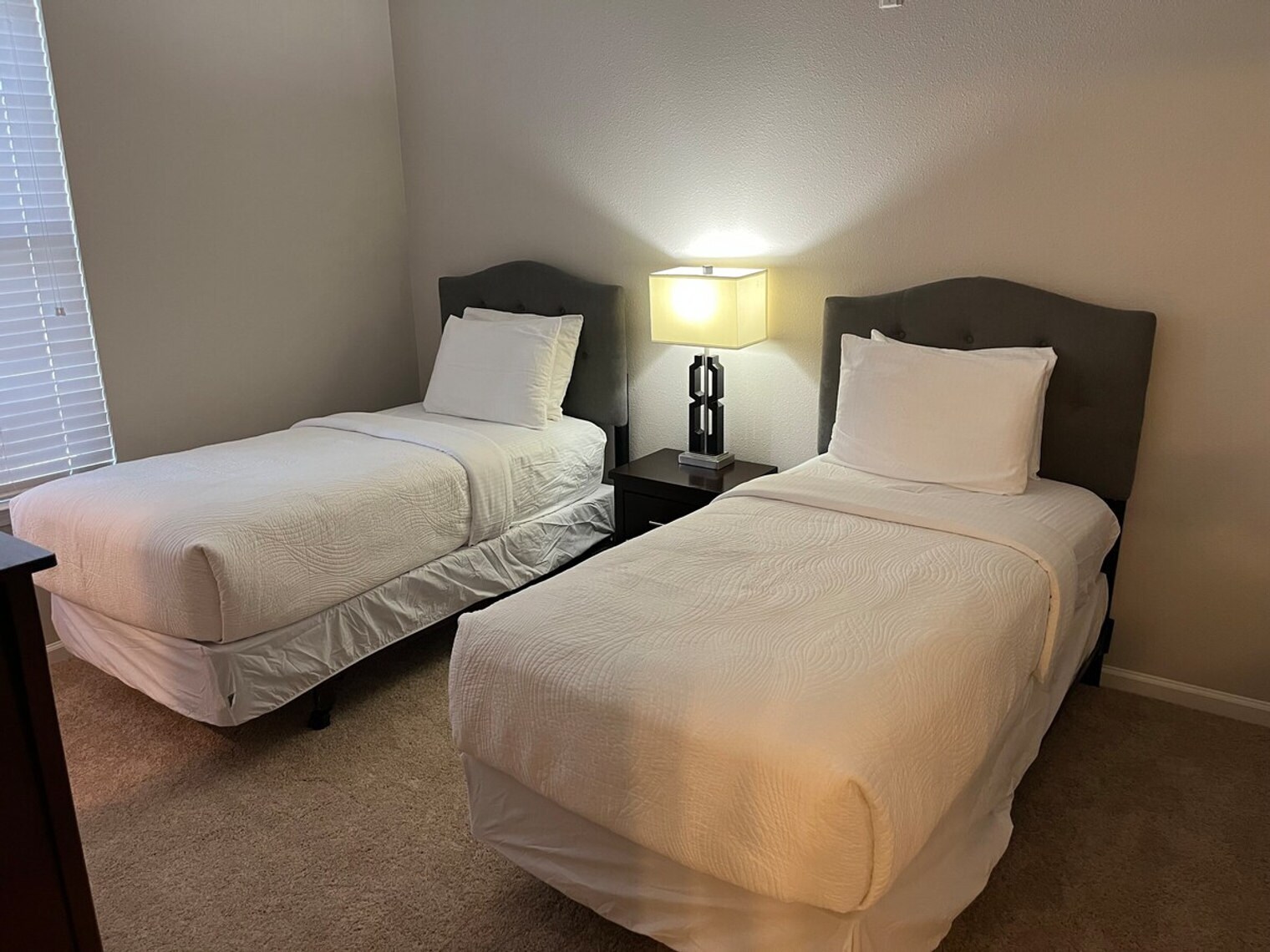 Building Photo - 1591 Millspring Dr