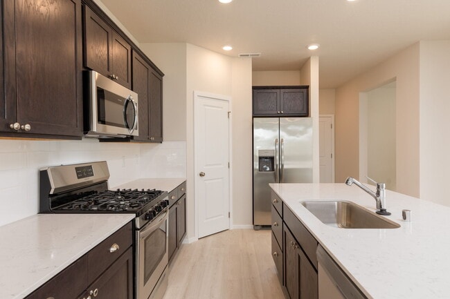 Building Photo - 24509 E Feather Ct