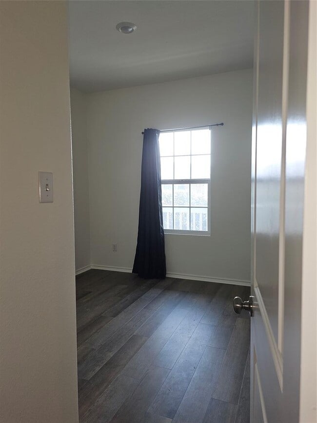 Building Photo - 228 Gabriels Bluff Dr