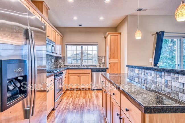 Building Photo - 8712 NE Delamere Way