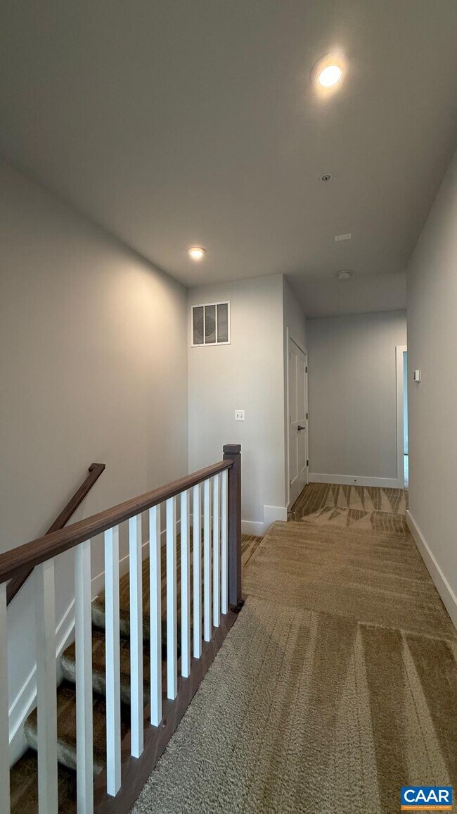 Building Photo - 608 Noush Ct