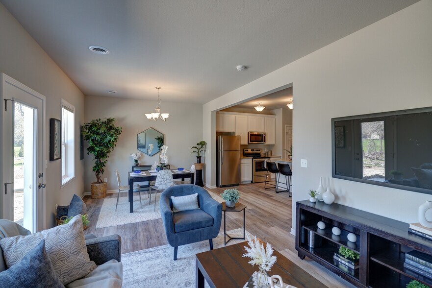 Building Photo - 605 McKay Way