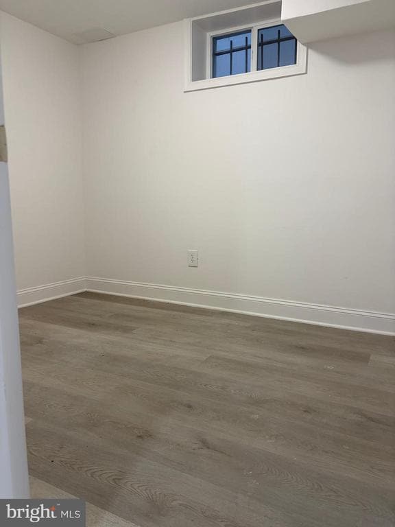 Building Photo - 726 Roxboro Pl NW