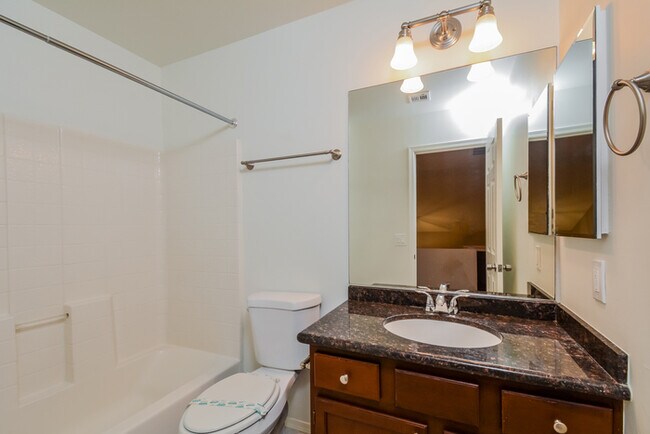 Building Photo - 4955 W Oraibi Dr